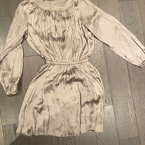 Aritzia wilfred long sleeve dress